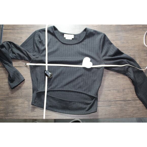 Lovers + Friends Cropped Ribbed Clea Cutout Long Sleeve Top Black Small - Picture 5 of 8